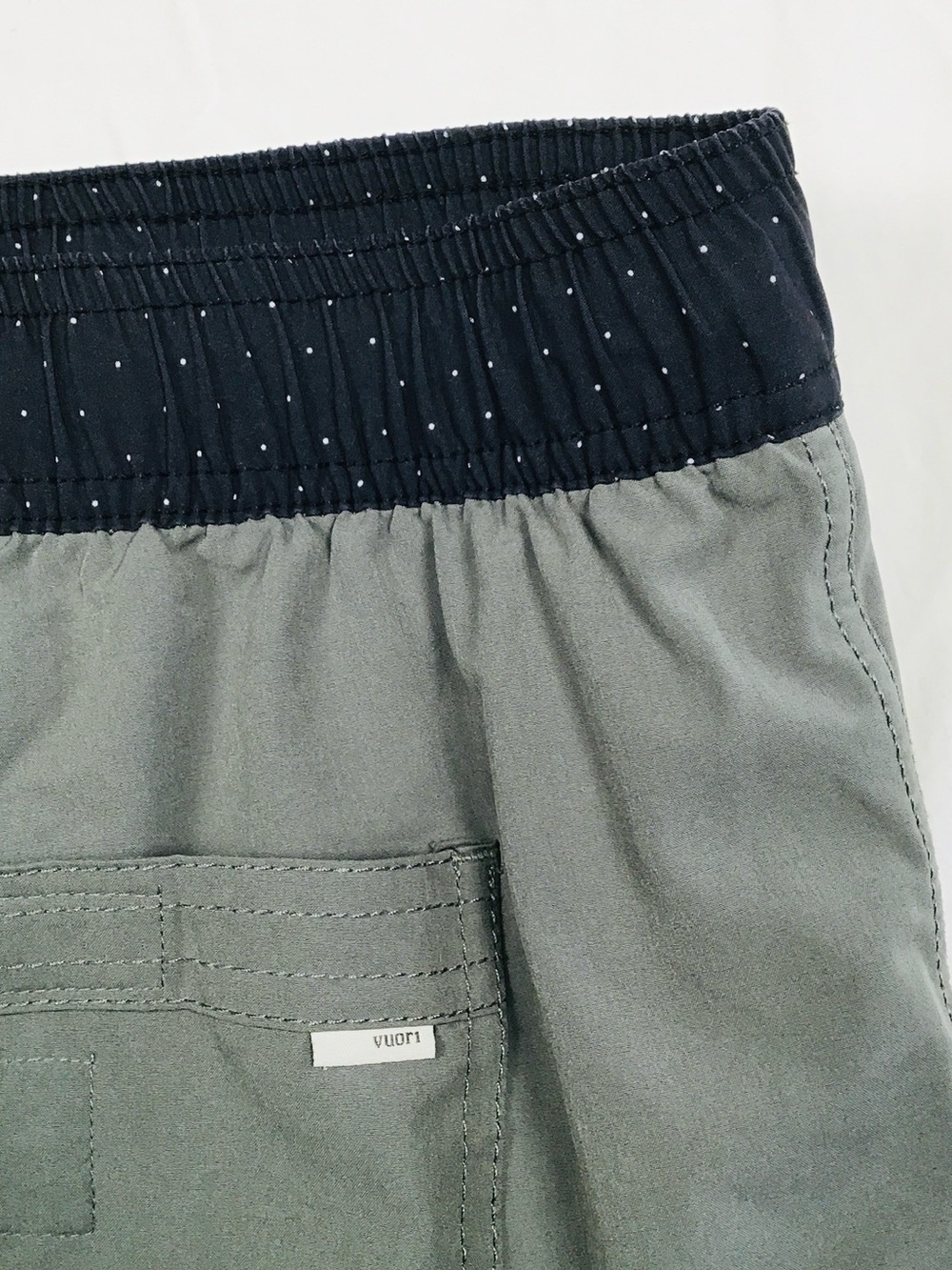 Vuori Kore men’s lined short medium - Picture 12 of 13